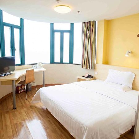 7Days Inn Shantou Coach Terminal Huang He Road Room photo