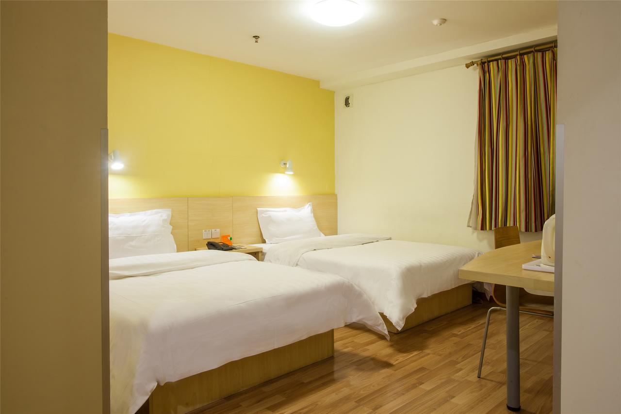 7Days Inn Shantou Coach Terminal Huang He Road Exterior photo